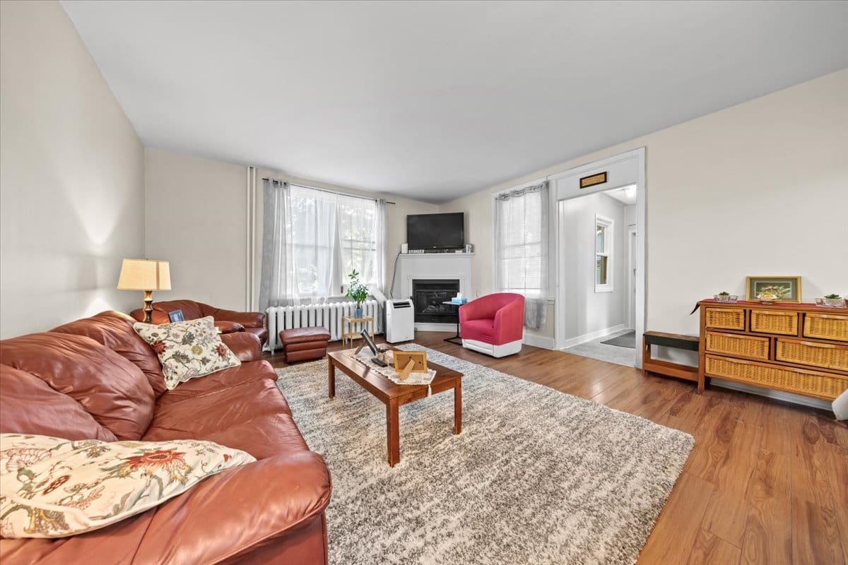 Photo of 174 Clinton